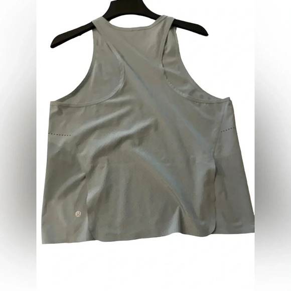 Lululemon Women's Find Your Pace Tank Blue Cast Breathable - Picture 2 of 8